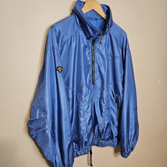 Vintage Descente Men's Blue Hooded Jacket Drawstring Elastic Bottom Size Medium - Picture 3 of 13